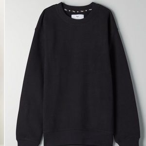 Black Crew Neck Sweatshirt